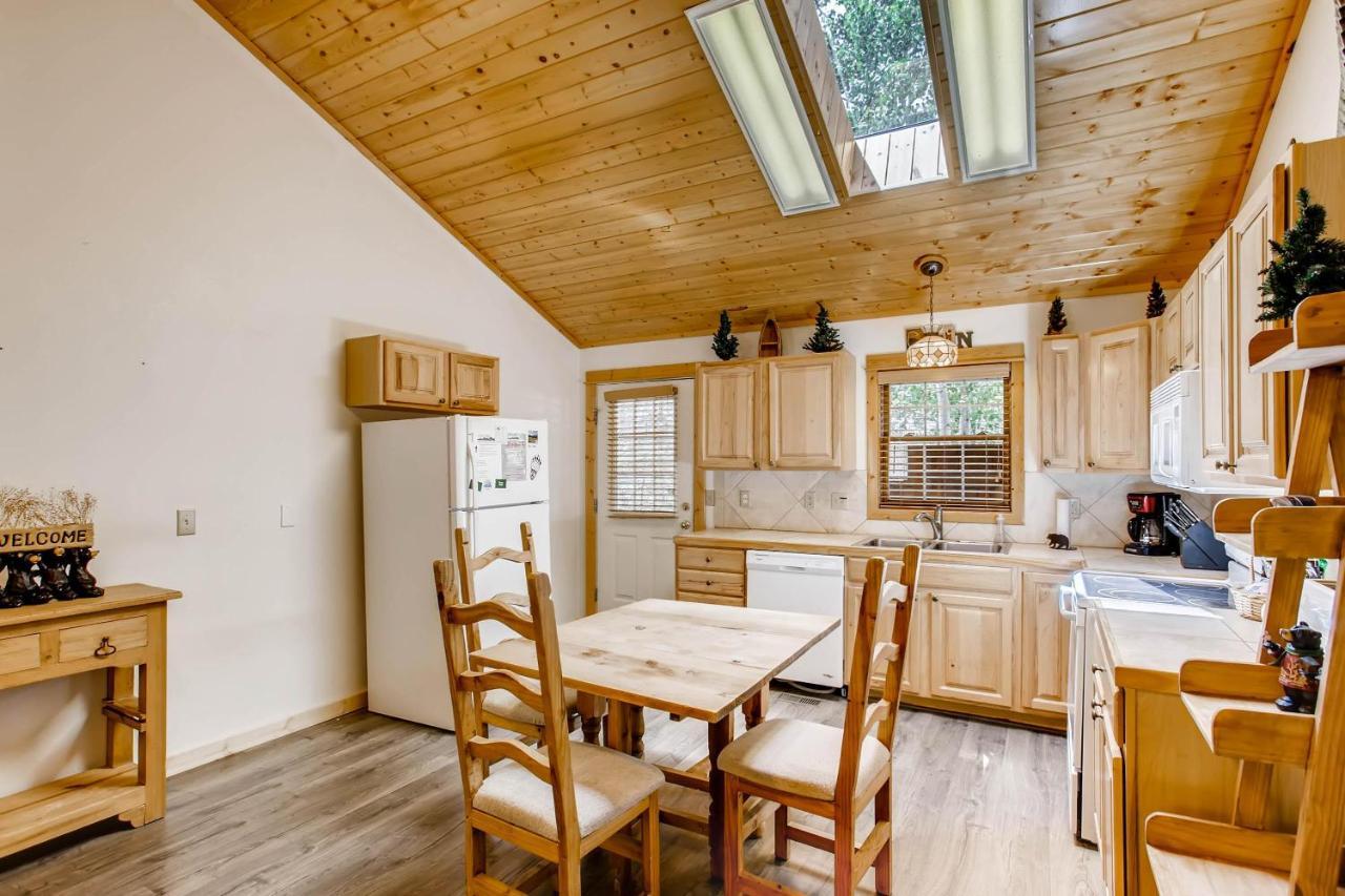 Estes Park Condos 3*